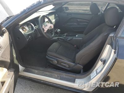 Zdjęcie 7 z 14 samochodu: 2012 FORD MUSTANG VIN:1ZVBP8EM2C5257146 - miniatura