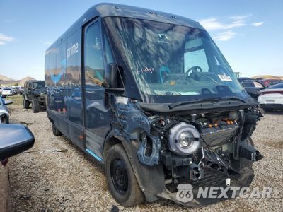Czwarte zdjęcie samochodu z boku: 2022 RIVIAN EDV 700 VIN:7FCEHDB78NN002213 - miniatura