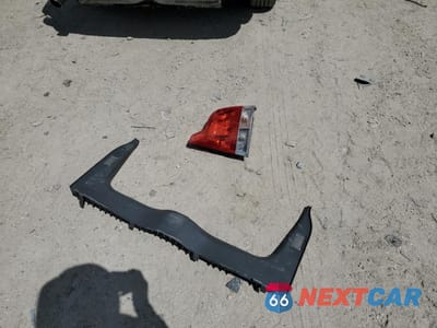 Zdjęcie 14 z 14 samochodu: 2006 VOLVO S60 2.5T VIN:YV1RS592962555765 - miniatura