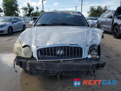 Piąte zdjęcie samochodu w środku: 2004 HYUNDAI SONATA GLS VIN:KMHWF35H84A059270 - miniatura