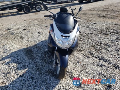 Drugie zdjęcie samochodu z przodu: 2004 SUZUKI AN400 K3 VIN:JS1CK43A942100427 - miniatura
