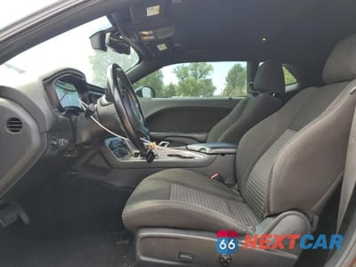 Zdjęcie 7 z 12 samochodu: 2020 DODGE CHALLENGER SXT VIN:2C3CDZAG9LH105304 - miniatura
