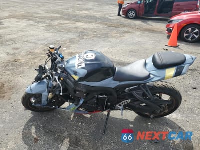 Trzecie zdjęcie samochodu z tyłu: 2008 SUZUKI GSX-R750 VIN:JS1GR7LA882105395 - miniatura