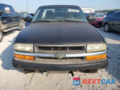 Piąte zdjęcie samochodu w środku: 2003 CHEVROLET S-10 VIN:1GCCS14H738167958 - miniatura