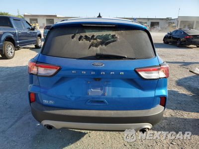 Zdjęcie 6 z 15 samochodu: 2020 FORD ESCAPE SE VIN:1FMCU0G62LUC15643 - miniatura