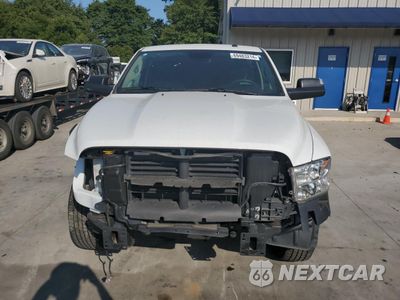 Piąte zdjęcie samochodu w środku: 2022 RAM 1500 CLASSIC TRADESMAN VIN:3C6JR6DG8NG429501 - miniatura