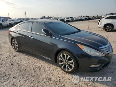 Czwarte zdjęcie samochodu z boku: 2014 HYUNDAI SONATA SE VIN:5NPEC4AB9EH896815 - miniatura