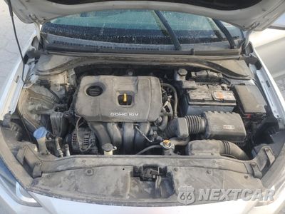 Zdjęcie 11 z 12 samochodu: 2018 HYUNDAI ELANTRA SEL VIN:5NPD84LF0JH293047 - miniatura