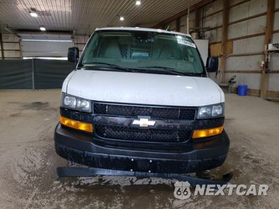 Piąte zdjęcie samochodu w środku: 2019 CHEVROLET EXPRESS G3500 VIN:1GCZGGFG3K1310334 - miniatura