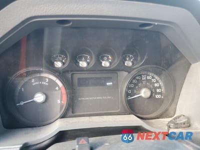 Zdjęcie 9 z 12 samochodu: 2013 FORD F550 SUPER DUTY VIN:1FDUF5HT9DEB76366 - miniatura