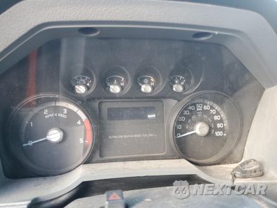 Zdjęcie 9 z 12 samochodu: 2013 FORD F550 SUPER DUTY VIN:1FDUF5HT9DEB76366 - miniatura