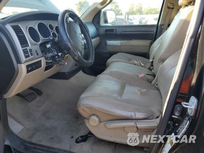 Zdjęcie 7 z 12 samochodu: 2007 TOYOTA TUNDRA CREWMAX SR5 VIN:5TBET54137S452327 - miniatura