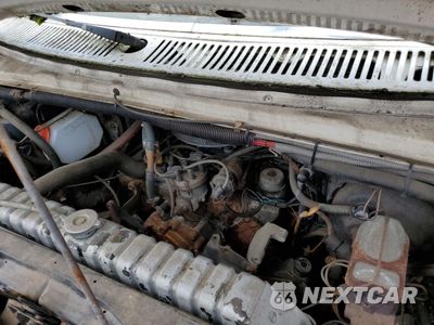 Zdjęcie 11 z 12 samochodu: 1983 FORD ECONOLINE E350 CUTAWAY VAN VIN:1FDKE30L7DHB09578 - miniatura