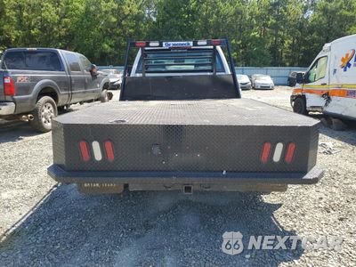 Zdjęcie 6 z 13 samochodu: 2018 CHEVROLET SILVERADO K3500 VIN:1GB4KYCY7JF125026 - miniatura