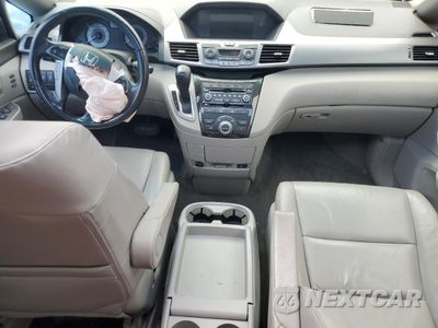 Zdjęcie 8 z 15 samochodu: 2011 HONDA ODYSSEY TOURING VIN:5FNRL5H99BB091126 - miniatura