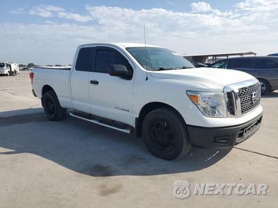 Czwarte zdjęcie samochodu z boku: 2017 NISSAN TITAN S VIN:1N6AA1CK8HN573082 - miniatura