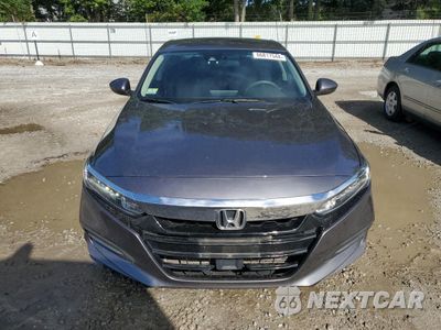 Piąte zdjęcie samochodu w środku: 2018 HONDA ACCORD LX VIN:1HGCV1F1XJA078223 - miniatura