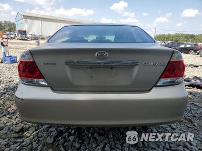 Zdjęcie 6 z 15 samochodu: 2005 TOYOTA CAMRY LE VIN:4T1BE32K55U968858 - miniatura