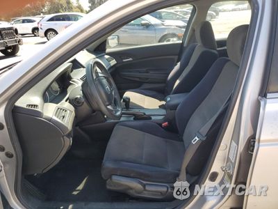Zdjęcie 7 z 14 samochodu: 2010 HONDA ACCORD LX VIN:1HGCP2F33AA126677 - miniatura