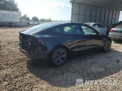 Trzecie zdjęcie samochodu z tyłu: 2023 TESLA MODEL 3 VIN:5YJ3E1EBXPF662193 - miniatura