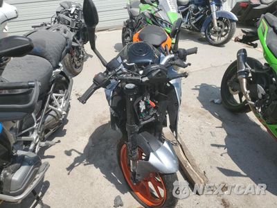 Drugie zdjęcie samochodu z przodu: 2023 KTM 200 DUKE VIN:MD2JPC403PC027160 - miniatura