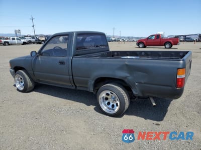 Drugie zdjęcie samochodu z przodu: 1993 TOYOTA PICKUP 1/2 TON SHORT WHEELBASE VIN:JT4RN81A2P5166404 - miniatura