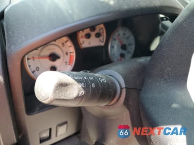 Zdjęcie 9 z 12 samochodu: 2011 NISSAN TITAN S VIN:1N6BA0EC4BN305593 - miniatura