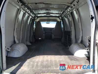 Zdjęcie 11 z 13 samochodu: 2017 GMC SAVANA G2500 VIN:1GTW7AFF6H1127798 - miniatura