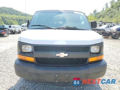 Piąte zdjęcie samochodu w środku: 2003 CHEVROLET EXPRESS G2500 VIN:1GCFG29T331148026 - miniatura