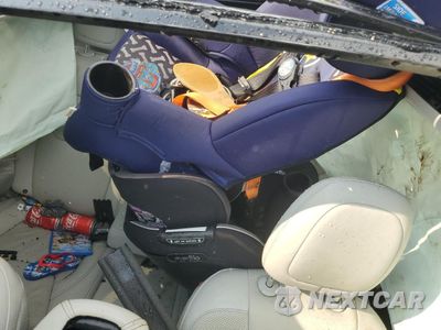 Zdjęcie 10 z 14 samochodu: 2019 JEEP CHEROKEE LIMITED VIN:1C4PJMDX5KD135027 - miniatura