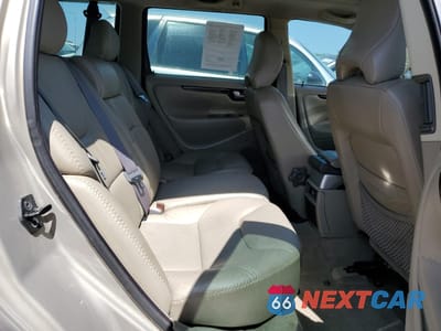 Zdjęcie 10 z 12 samochodu: 2002 VOLVO V70 XC VIN:YV1SZ58D321061725 - miniatura
