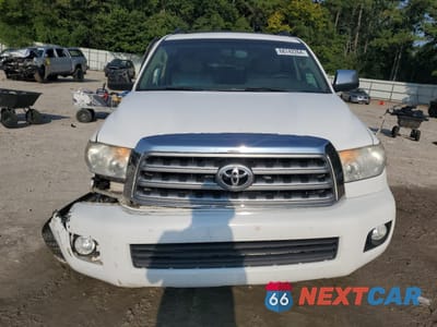 Piąte zdjęcie samochodu w środku: 2010 TOYOTA SEQUOIA LIMITED VIN:5TDJW5G15AS038143 - miniatura