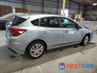 Trzecie zdjęcie samochodu z tyłu: 2018 SUBARU IMPREZA VIN:4S3GTAA60J1729674 - miniatura