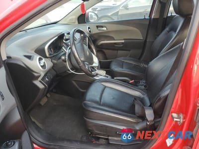 Zdjęcie 7 z 12 samochodu: 2017 CHEVROLET SONIC PREMIER VIN:1G1JF5SB6H4135348 - miniatura
