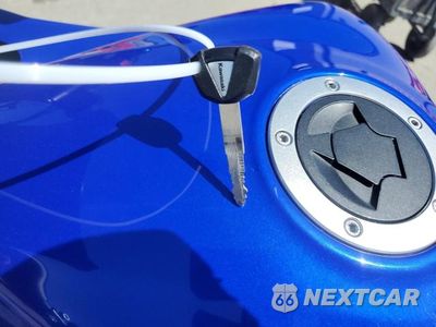 Zdjęcie 8 z 9 samochodu: 2014 KAWASAKI ZX1000 M VIN:JKAZXCM14EA000196 - miniatura