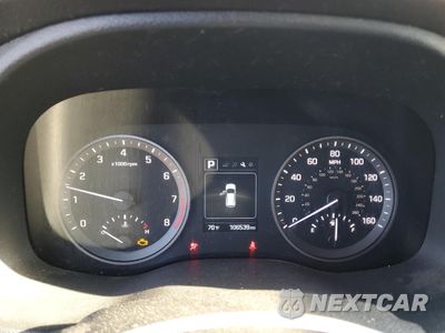 Zdjęcie 9 z 12 samochodu: 2017 HYUNDAI TUCSON SE VIN:KM8J3CA43HU291835 - miniatura