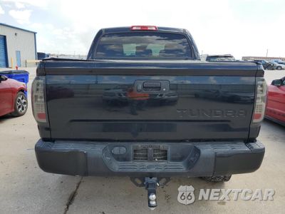 Zdjęcie 6 z 12 samochodu: 2018 TOYOTA TUNDRA CREWMAX SR5 VIN:5TFEY5F14JX234565 - miniatura