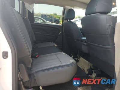 Zdjęcie 10 z 14 samochodu: 2021 NISSAN TITAN S VIN:1N6AA1EE5MN523175 - miniatura