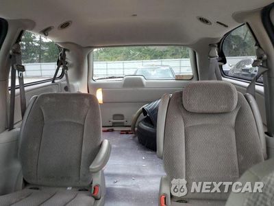 Zdjęcie 10 z 13 samochodu: 2005 CHRYSLER TOWN & COUNTRY LX VIN:2C4GP44R15R133454 - miniatura