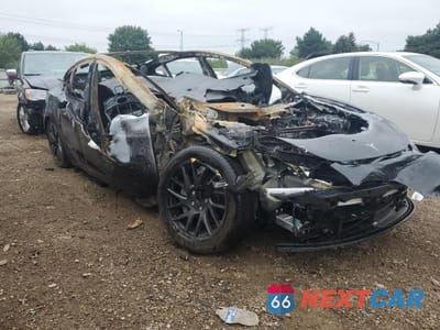 Czwarte zdjęcie samochodu z boku: 2024 TESLA MODEL 3 VIN:5YJ3E1EB1RF738323 - miniatura