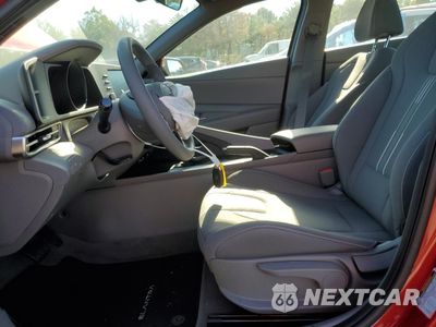 Zdjęcie 7 z 13 samochodu: 2023 HYUNDAI ELANTRA SEL VIN:KMHLM4AG2PU435153 - miniatura