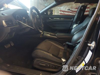 Zdjęcie 7 z 13 samochodu: 2018 HONDA ACCORD SPORT VIN:1HGCV1F39JA068879 - miniatura
