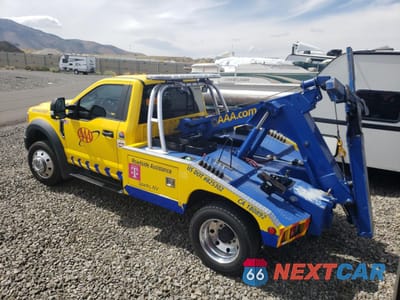 Trzecie zdjęcie samochodu z tyłu: 2017 FORD F450 SUPER DUTY VIN:1FDUF4GT5HEC48228 - miniatura