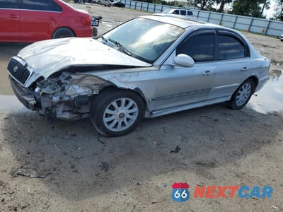 2004 HYUNDAI SONATA GLS KMHWF35H84A059270 - główne zdjęcie licytacji z USA - miniatura