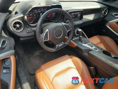 Zdjęcie 8 z 12 samochodu: 2018 CHEVROLET CAMARO SS VIN:1G1FF1R75J0811124 - miniatura