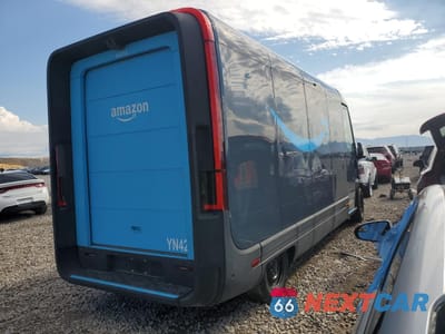 Trzecie zdjęcie samochodu z tyłu: 2022 RIVIAN EDV 700 VIN:7FCEHDB78NN002213 - miniatura