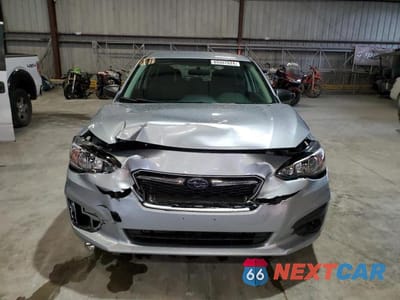 Piąte zdjęcie samochodu w środku: 2018 SUBARU IMPREZA VIN:4S3GTAA60J1729674 - miniatura