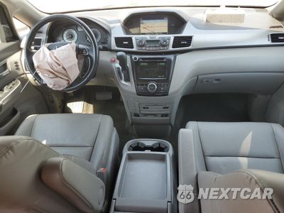 Zdjęcie 8 z 16 samochodu: 2016 HONDA ODYSSEY TOURING VIN:5FNRL5H92GB086762 - miniatura