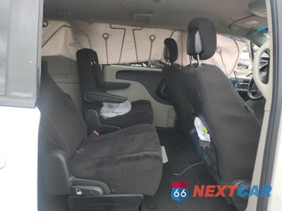 Zdjęcie 10 z 12 samochodu: 2012 DODGE GRAND CARAVAN SE VIN:2C4RDGBGXCR185506 - miniatura