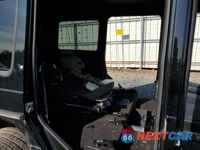 Zdjęcie 11 z 14 samochodu: 2015 MERCEDES-BENZ G 63 AMG VIN:WDCYC7DF9FX233774 - miniatura